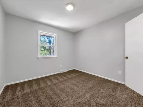 Bedroom - 1300 NE Browning Ln, Lees Summit, MO 64086 photo 2 of 5