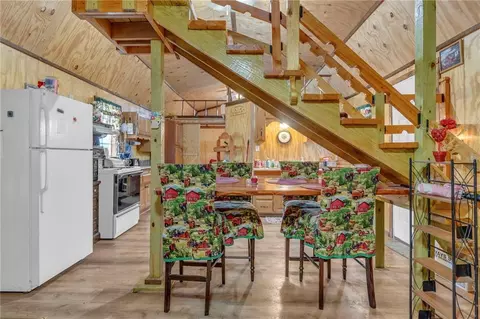 34 Hackberry Dr, Mound City, KS 66056