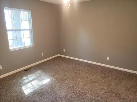 208 E Washington St, Arma, KS 66712 photo 8