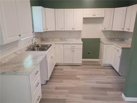 208 E Washington St, Arma, KS 66712 photo 5