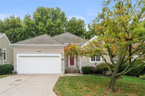 708 W 131st Pl, Kansas City, MO 64145