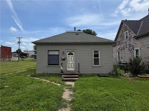 118 Alabama St, Saint Joseph, MO 64504
