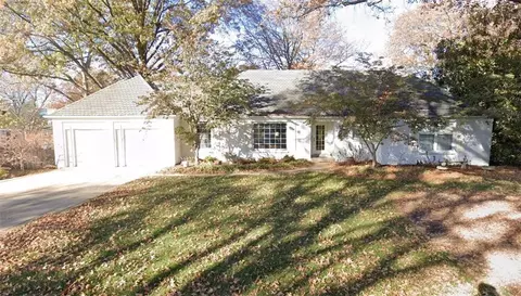 6912 W 98th Ter, Overland Park, KS 66212