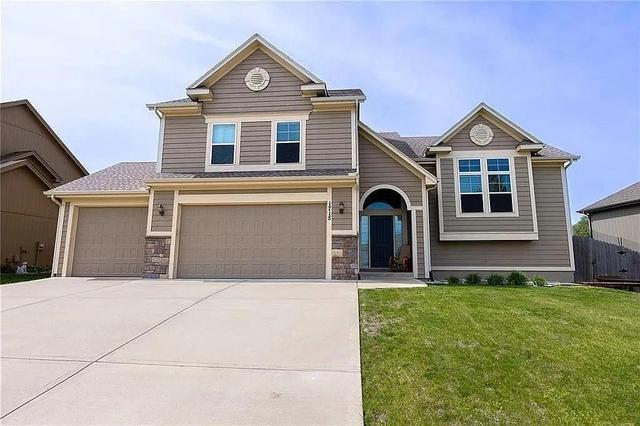 Homes For Sale in 64155, MO | Real Estate & Listings | Movoto