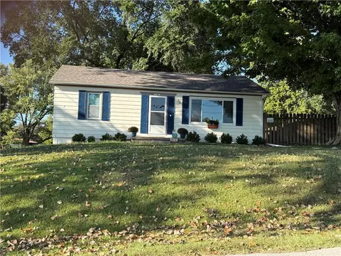 6654 Cleveland Ave, Kansas City, KS 66104