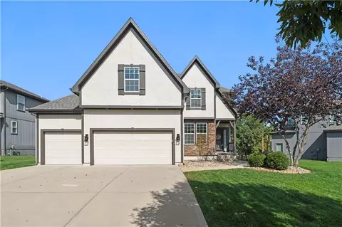 23444 W 125th St, Olathe, KS 66061