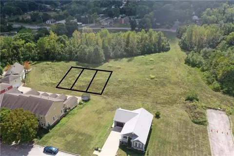 9528 E 58th St, Kansas City, MO 64133