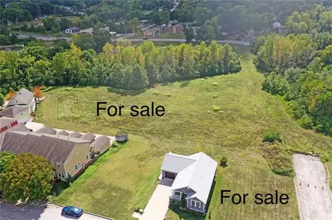9501 E 57th Ter, Raytown, MO 64133 photo 2