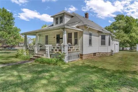 404 Cedar St, Overbrook, KS 66524