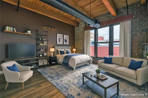 308 W 8th St #216, Kansas City, MO 64105