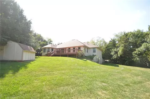 1010 SW Ottawa Trl, Topeka, KS 66615