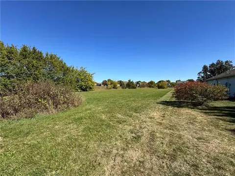 901 Lucy Webb Rd, Raymore, MO 64083 photo 4