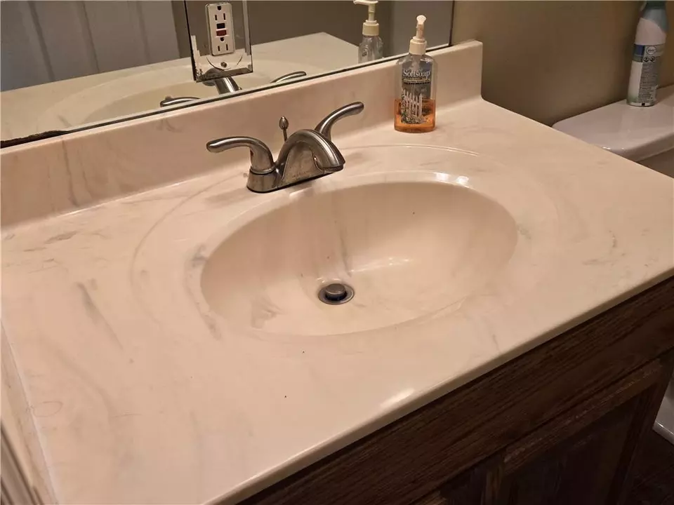 Bath - 503 E Ottawa St, Paola, KS 66071 photo 2 of 6