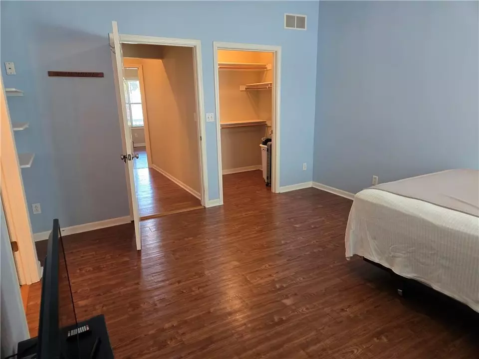 Bedroom - 503 E Ottawa St, Paola, KS 66071 photo 4 of 5