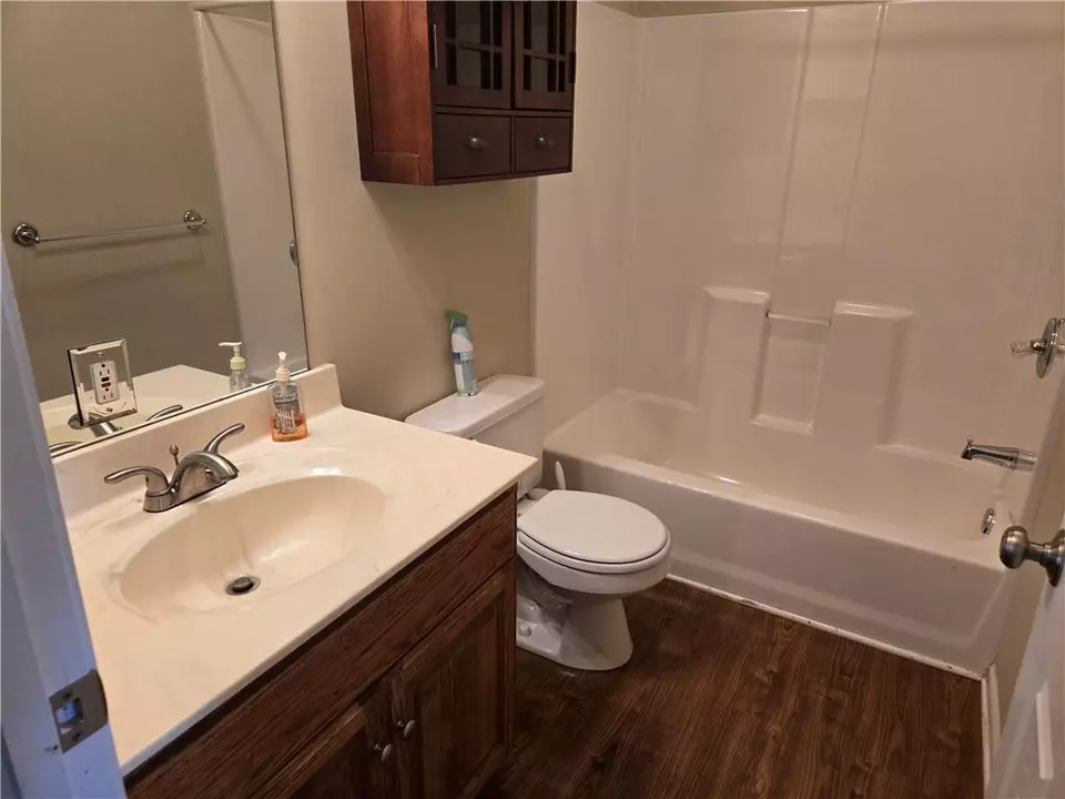 Bath - 503 E Ottawa St, Paola, KS 66071 photo 1 of 6