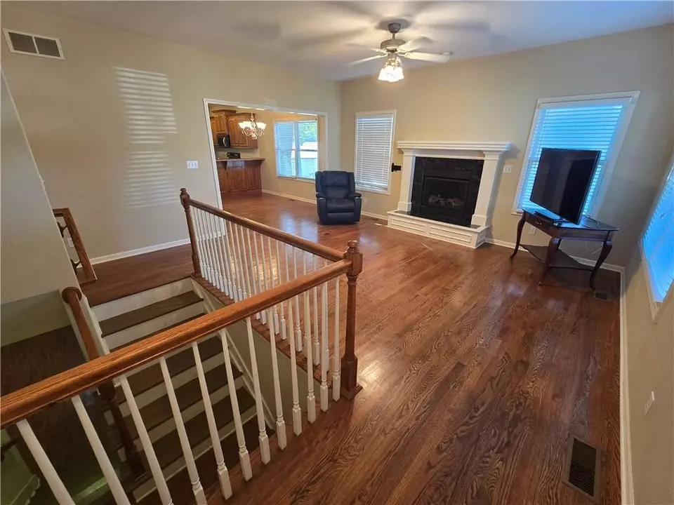 Living - 503 E Ottawa St, Paola, KS 66071 photo 1 of 8