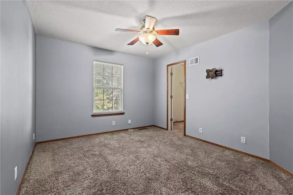 Bedroom - 20912 E 50th Street Ct, Blue Springs, MO 64015 photo 4 of 6