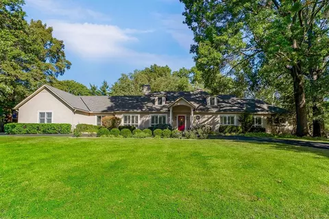 4100 W 90 Ter, Prairie Village, KS 66207