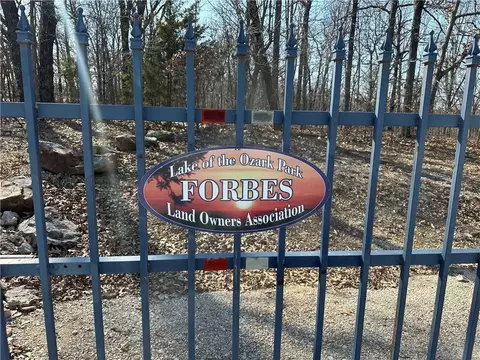 Off Kip Drive, Edwards, MO 65326