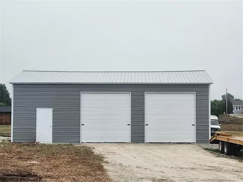 26 Shady Ln, Linn Valley, KS 66040
