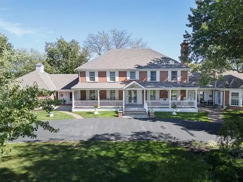 1815 Pine Ridge Rd, Leavenworth, KS 66048