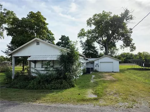1206 Orange St, Pleasanton, KS 66075