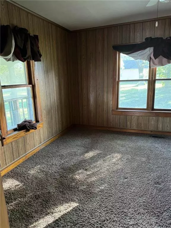 Bedroom - 807 W Spruce St, Cherokee, KS 66724 photo 1 of 2