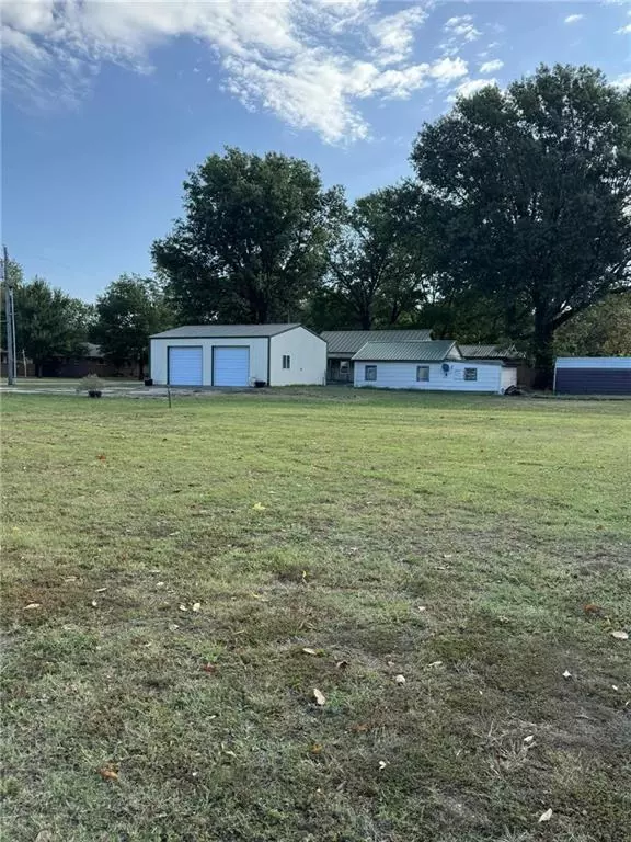 Other - 807 W Spruce St, Cherokee, KS 66724 photo 10 of 12