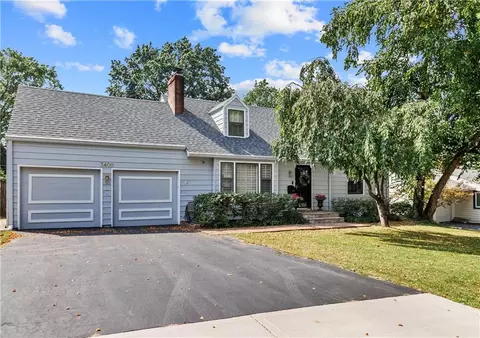 3409 W 71st St, Prairie Village, KS 66208