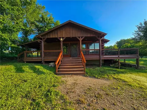 2359 Gp Road Rd, Elmdale, KS 66850