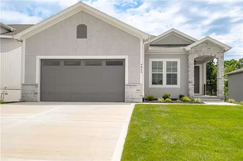4845 NW Martin St, Riverside, MO 64150