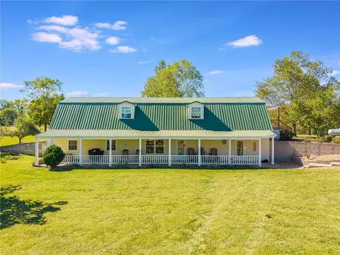 23860 Liv 377, Hale, MO 64643