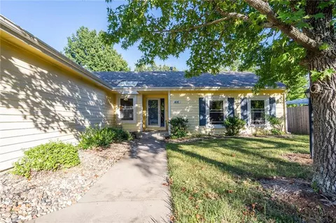416 Eldridge St, Lawrence, KS 66049