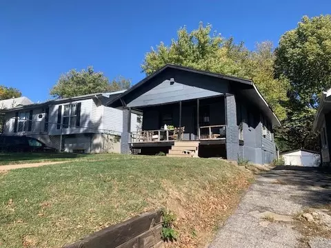4280 E 62nd St, Kansas City, MO 64130