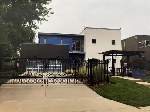 1520 Jarboe St, Kansas City, MO 64108