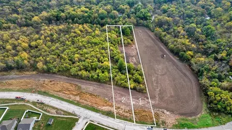 lot Apt 1 Twin Oaks Pkwy, Peculiar, MO 64083