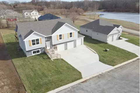 View/Area - 103 Sally Cir, Dearborn, MO 64439 photo 1 of 1