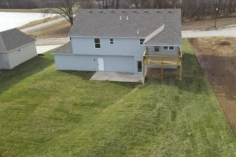 Exterior - 103 Sally Cir, Dearborn, MO 64439 photo 5 of 9