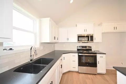 Kitchen - 103 Sally Cir, Dearborn, MO 64439 photo 3 of 5
