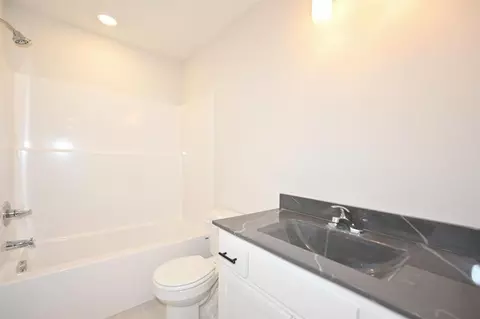 Bath - 103 Sally Cir, Dearborn, MO 64439 photo 3 of 4