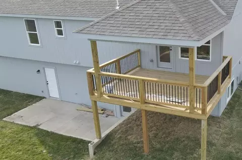 Exterior - 103 Sally Cir, Dearborn, MO 64439 photo 9 of 9
