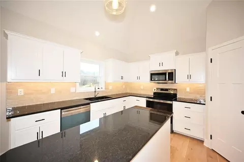Kitchen - 105 Johnson Cir, Dearborn, MO 64439 photo 3 of 5