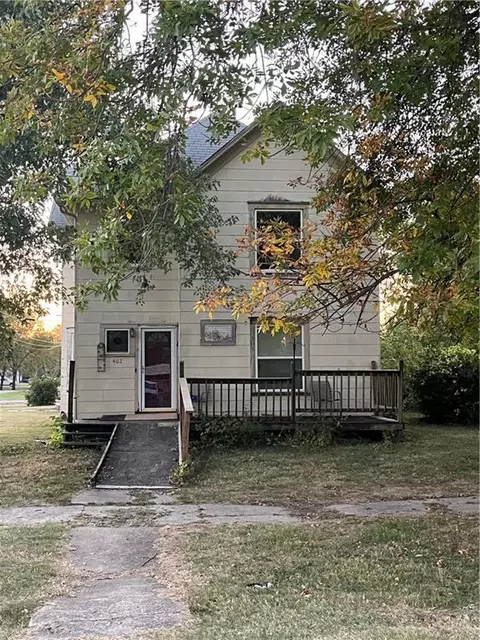 402 N Mcrae St, Gas, KS 66742