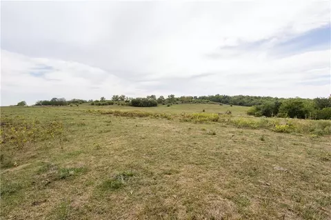 8602 E Utopia Dr, Bronaugh, MO 64728 photo 12