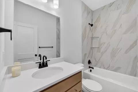 Bath - 23722 E 11th St, Independence, MO 64056 photo 2 of 2