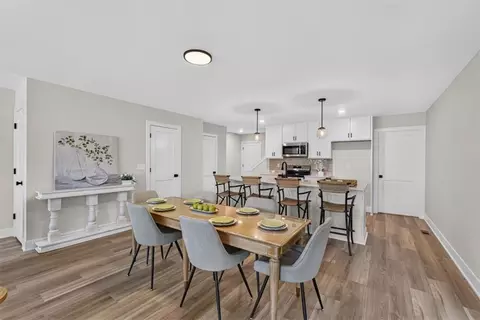 Dining - 23718 E 11th St, Independence, MO 64056 photo 1 of 4