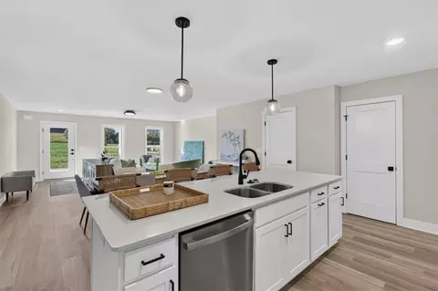 Kitchen - 23718 E 11th St, Independence, MO 64056 photo 4 of 5