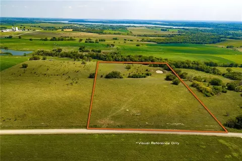 1200 E 100 Rd # B, Berryton, KS 66409