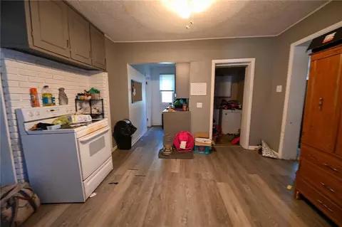 Entry Way - 804 N Main St, Nevada, MO 64772 photo 1 of 2