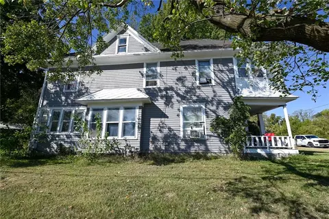528 E Allison St, Nevada, MO 64772 photo 2